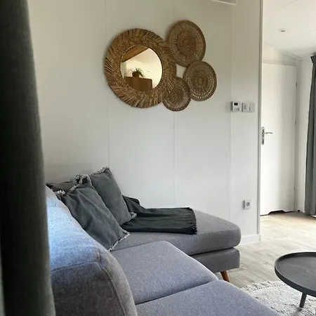 Boerenbries - Heerlijk Met Overkapt Terras En 2 Slaapkamers - Max 4 Pers - 3 Km Noordzee - Locatie Op Moorhoek 5 Kemping *