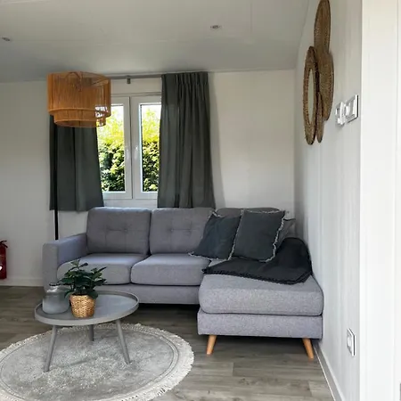 Boerenbries - Heerlijk Met Overkapt Terras En 2 Slaapkamers - Max 4 Pers - 3 Km Noordzee - Locatie Op Moorhoek 5 Kemping *